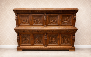 Reprezentativní příborník s figurálními výjevy