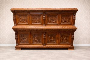 Reprezentativní příborník s figurálními výjevy