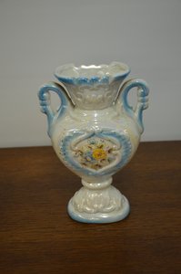 Porcelánová váza