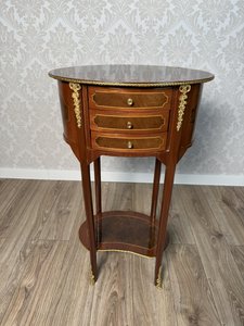 Příruční stolek s intarzií, cena za ks