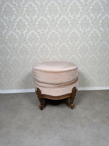 Čalouněný kulatý taburet Čalouněný kulatý taburet