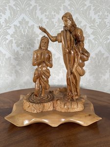 Dřevěná řezba Křtu Krista Dřevěná řezba Křtu Krista