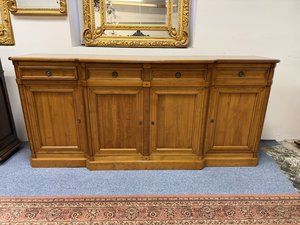 Komoda komoda z třešňového dřeva