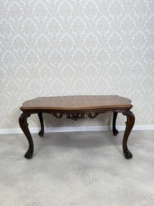 Konferenční stolek