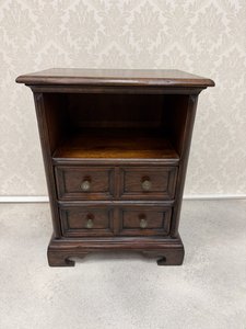 Skříňka s otevřenou přihrádkou, cena za ks