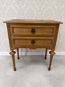 Skříňka se dvěma šuplíky, cena za ks