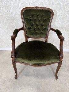 Křeslo se zeleným sametovým čalouněním, cena za ks