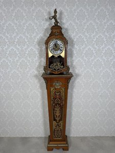 Luxusní podlahové hodiny s intarzovanou skříní