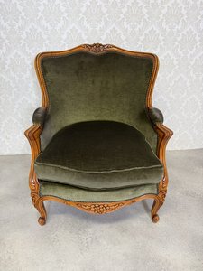 Elegantní salonní křeslo